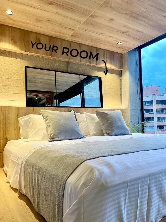 Postel nebo postele na pokoji v ubytování beminimal Hotel