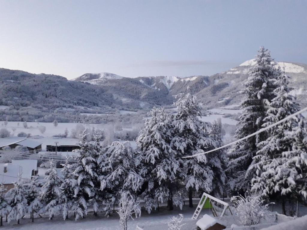 Widok na góry z tego apartamentu