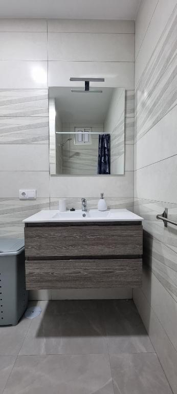 Koupelna v ubytování Apartamentos La Playa