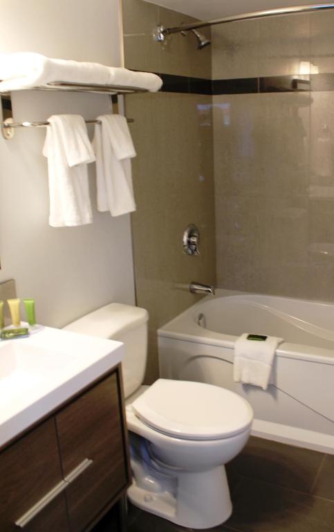 Koupelna v ubytování Westridge Motor Inn