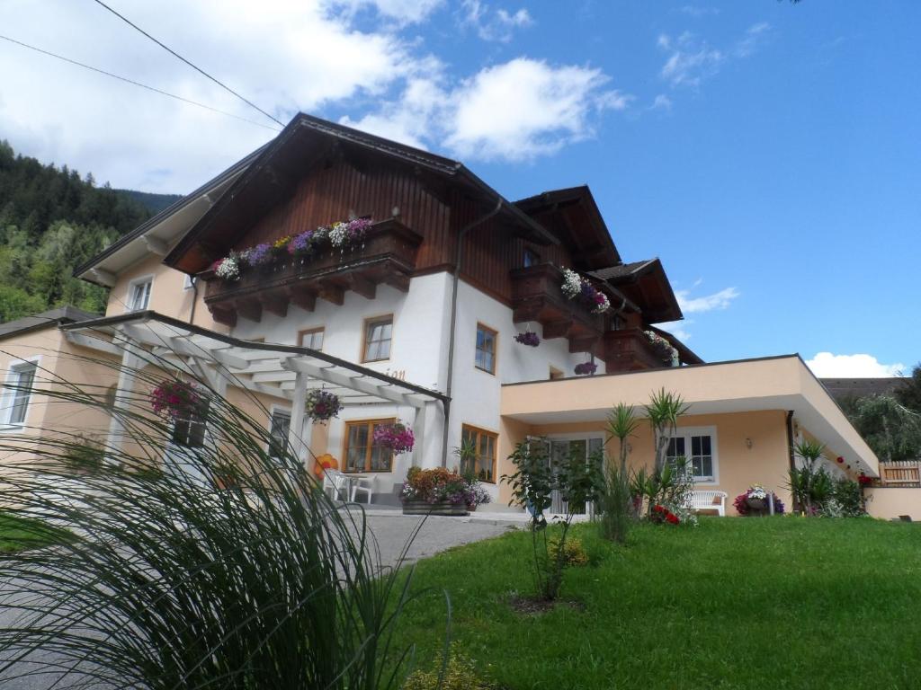 Budova, v ktorej sa ubytovanie bed & breakfast nachádza