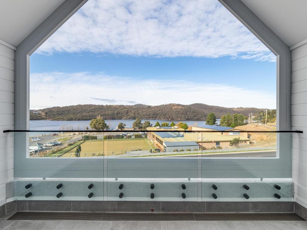 Banjo Paterson Inn - Apartamento Superior Lakeview
