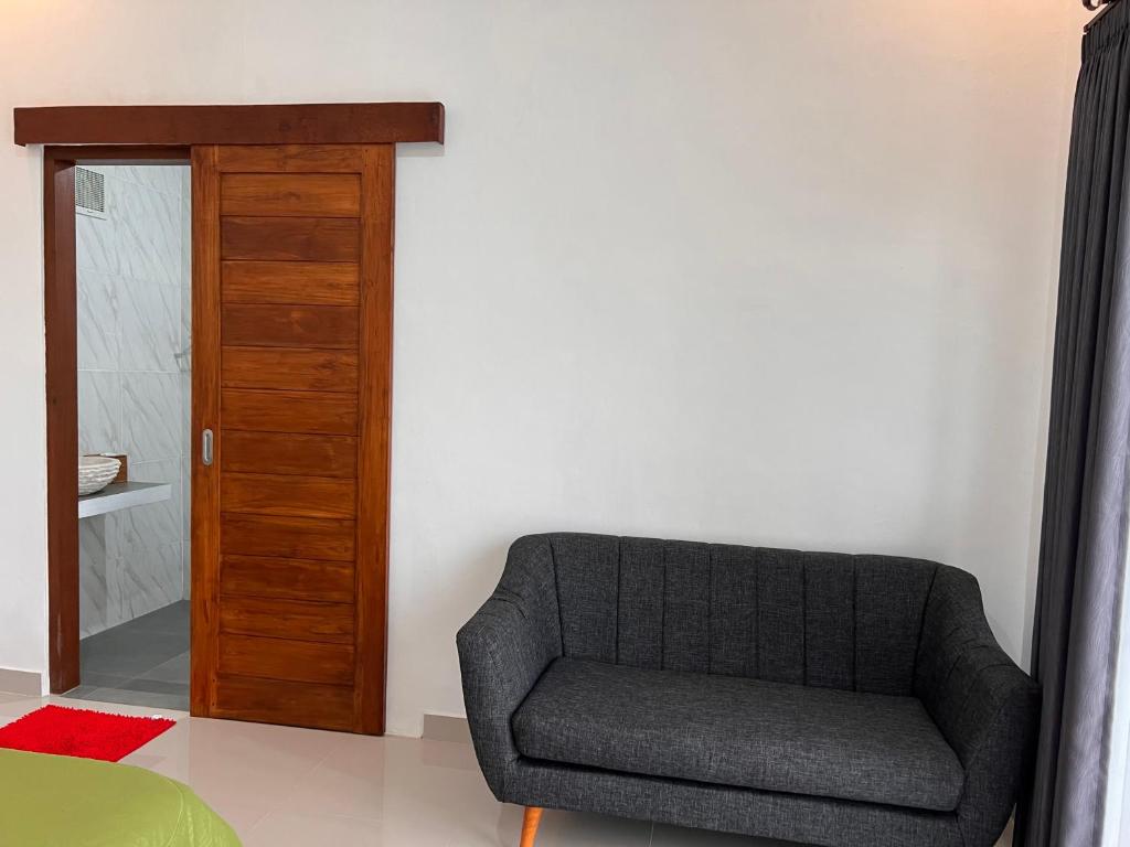 Bali Astetic Villa and Hot Spring - King Room With Lake View