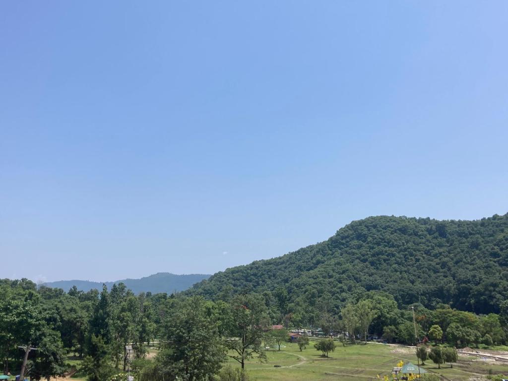 Paesaggio naturale nelle vicinanze del campeggio