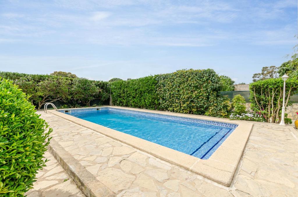 Bazén v ubytování YourHouse Sa Sini villa nebo v jeho okolí