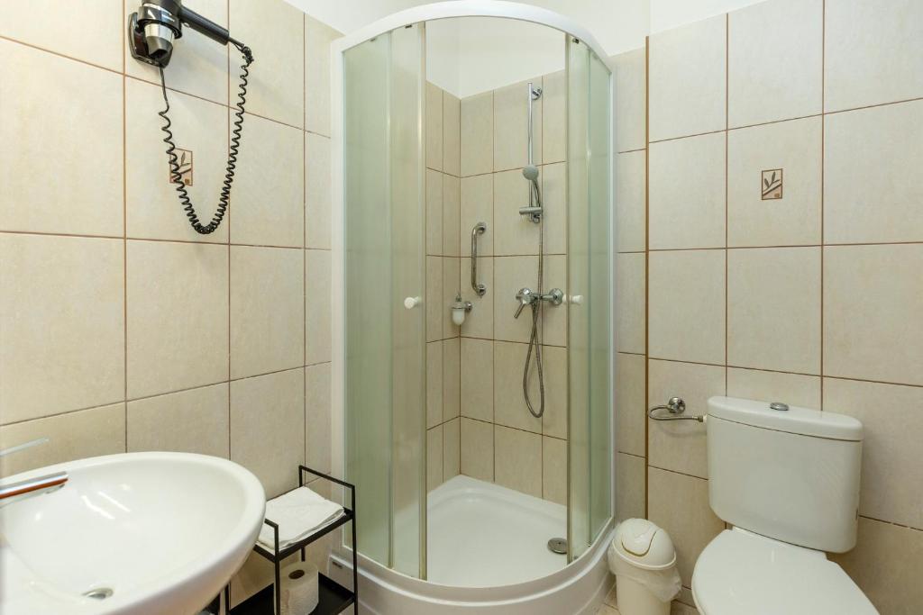Kúpeľňa v ubytovaní Servita Udvarház Eger