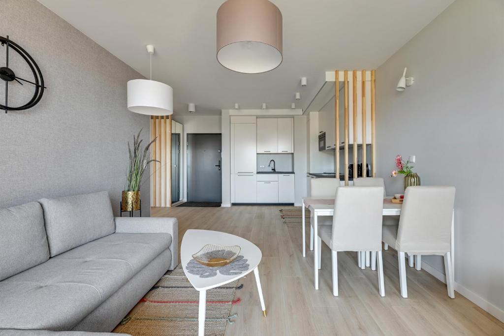 Chlebova - Riverside View Terrace, Free Parking, Gym & Kidsplay by Downtown Apartments - 17