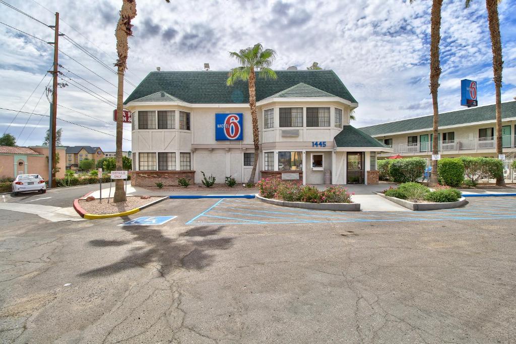 Motel 6-Yuma, AZ - East photo