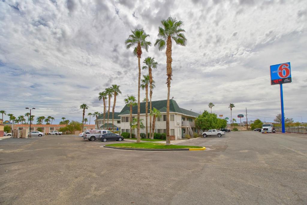 Motel 6-Yuma, AZ - East photo