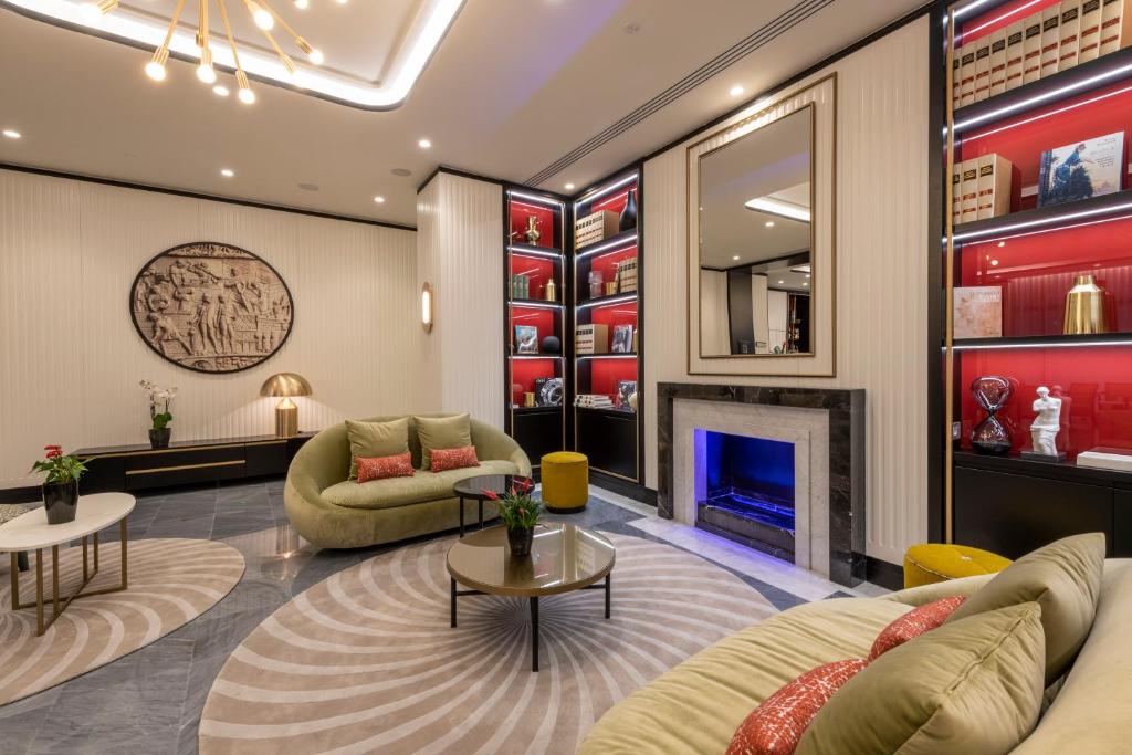 H10 Palazzo Galla - Resim 11