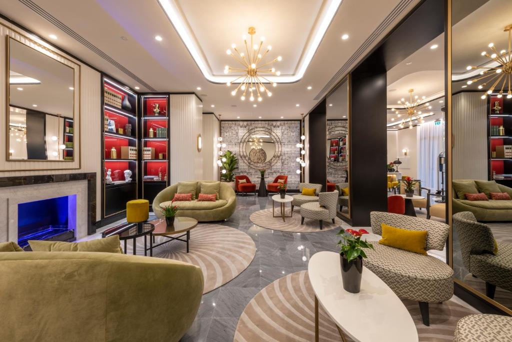 H10 Palazzo Galla - Resim 24