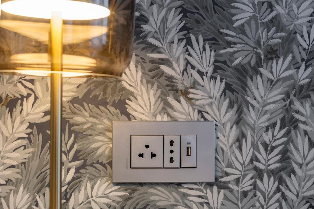 H10 Palazzo Galla - Resim 23