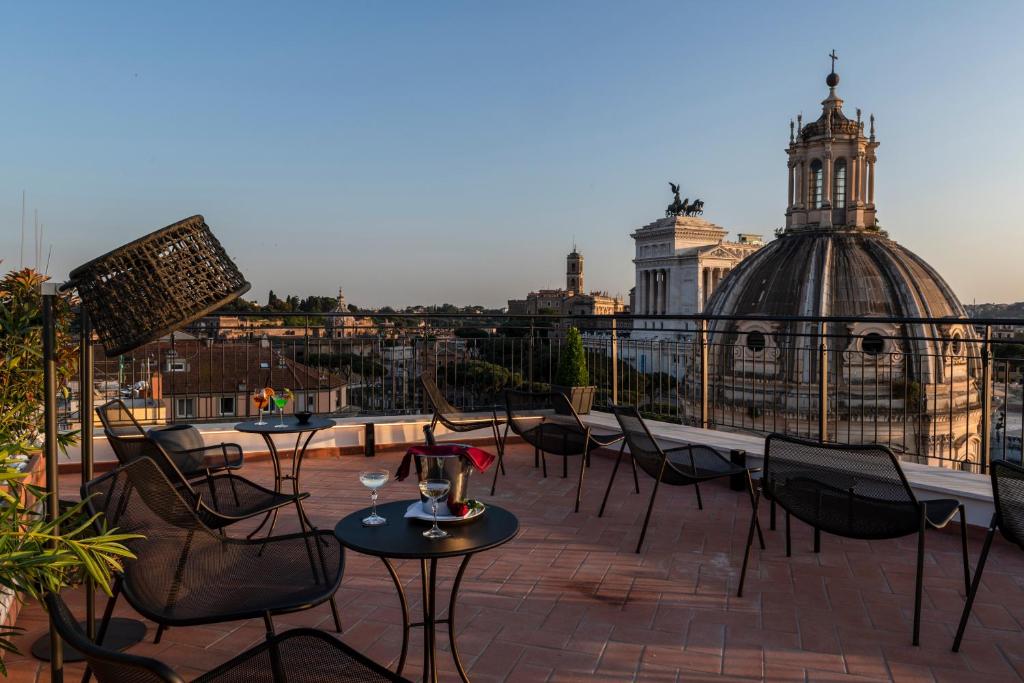 H10 Palazzo Galla - Resim 27