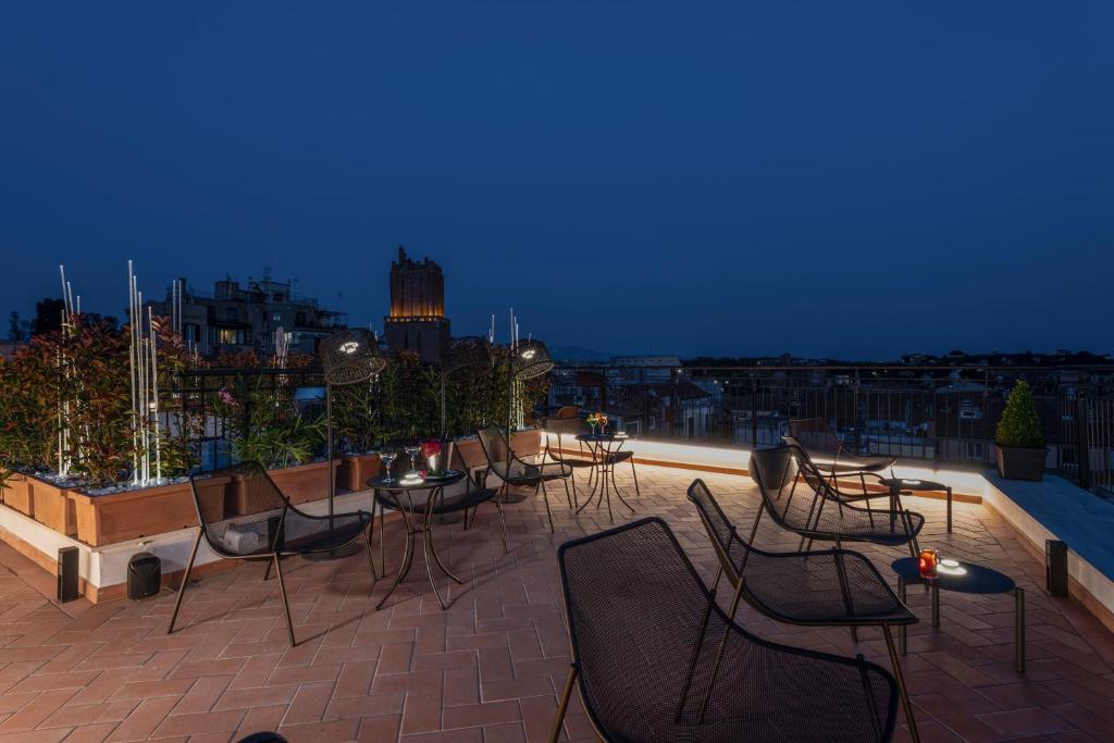 H10 Palazzo Galla - Resim 30