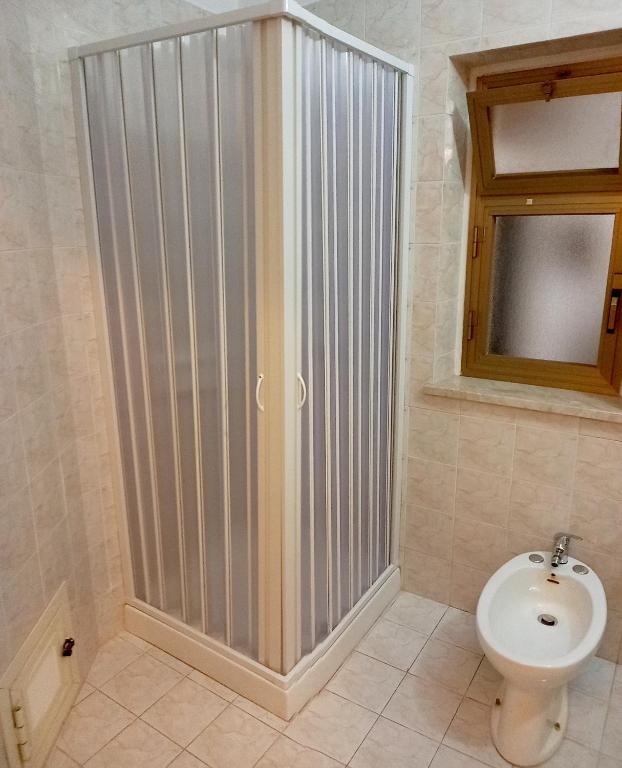 A bathroom at Stadium Apartament