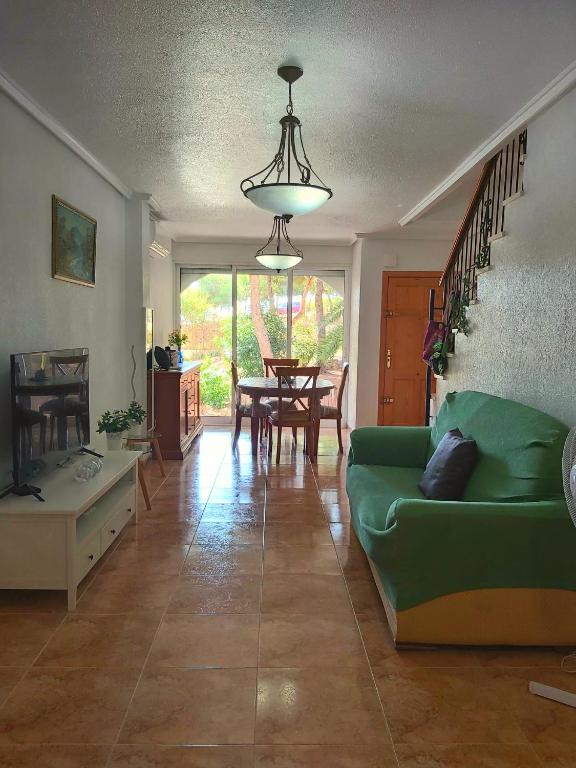 Posezení v ubytování Bungalow muy cerca de la playa