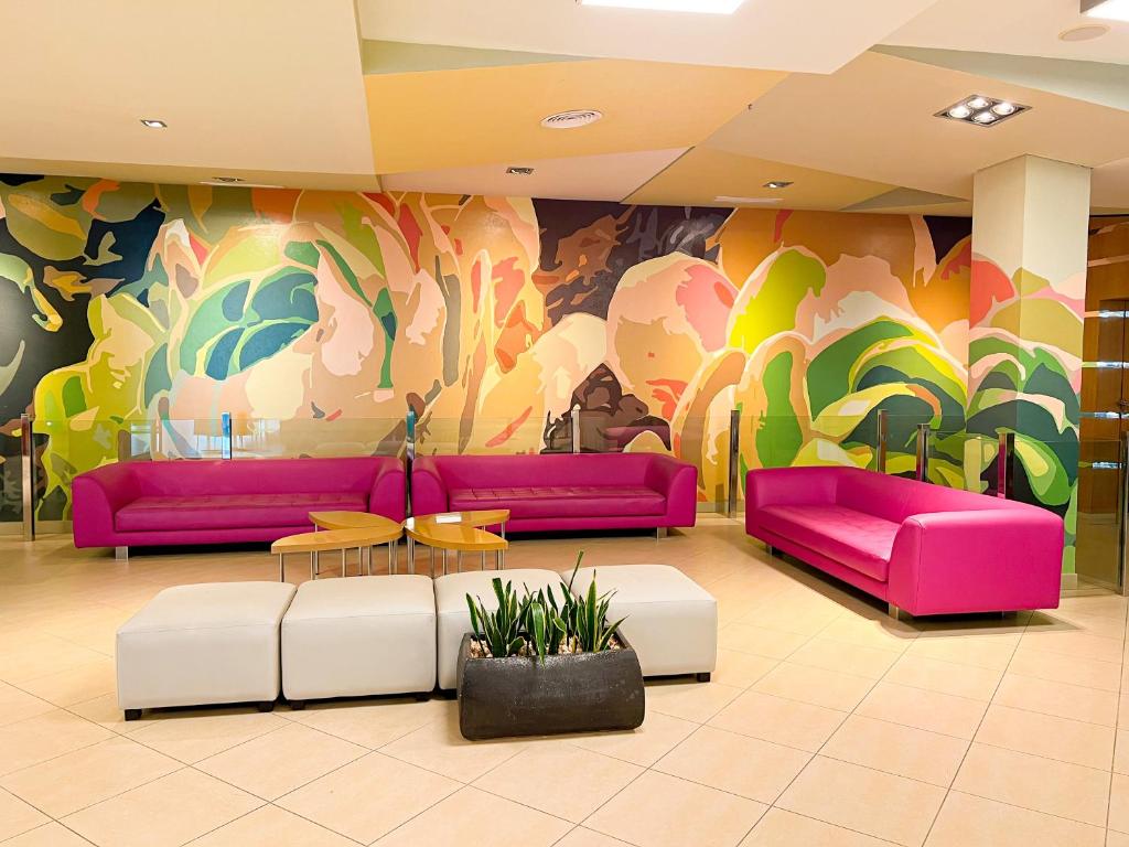 A seating area at Apartamentos Cordial Mogán Valle