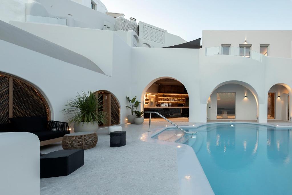 Bazén v ubytování Hom Santorini nebo v jeho okolí
