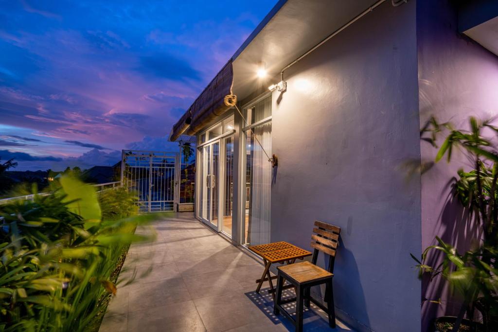 Lushy Hostel Canggu - 12