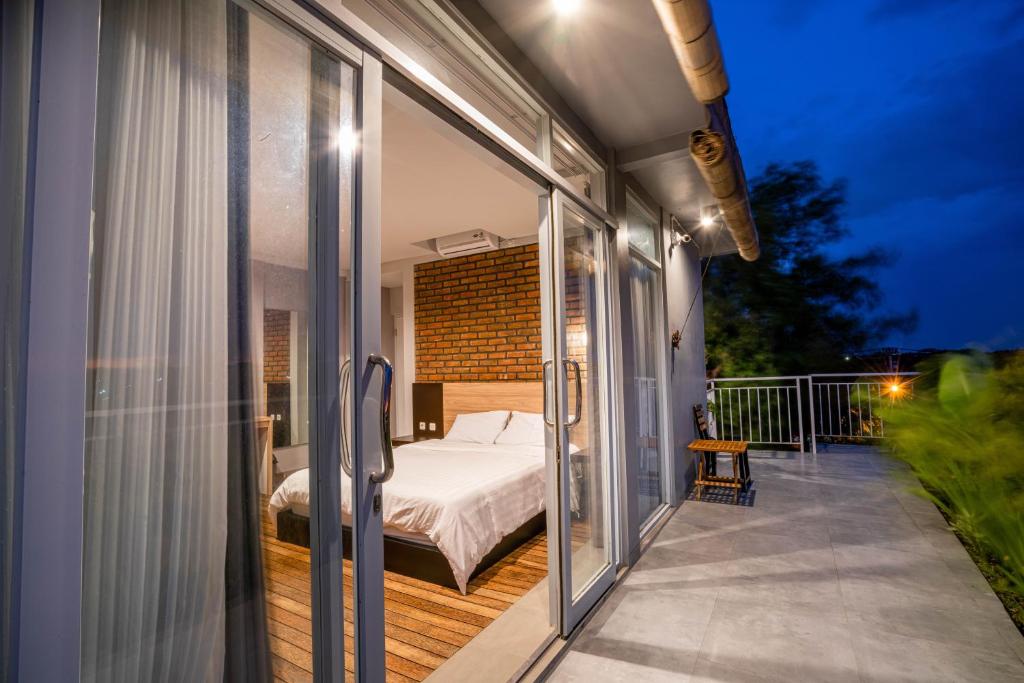 Lushy Hostel Canggu - 11