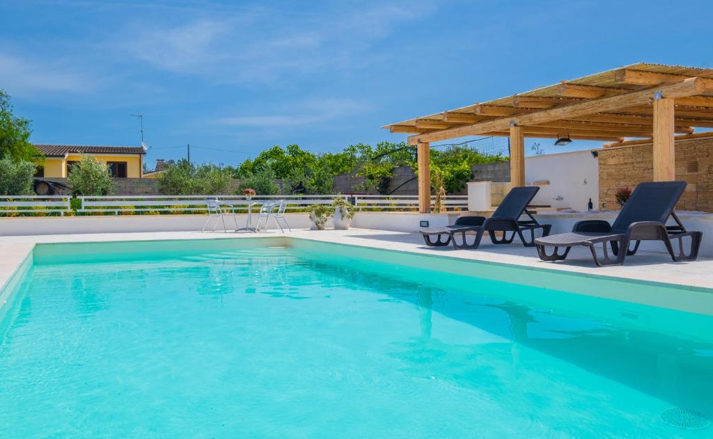 The swimming pool at or close to Dependance Specchia with Pool