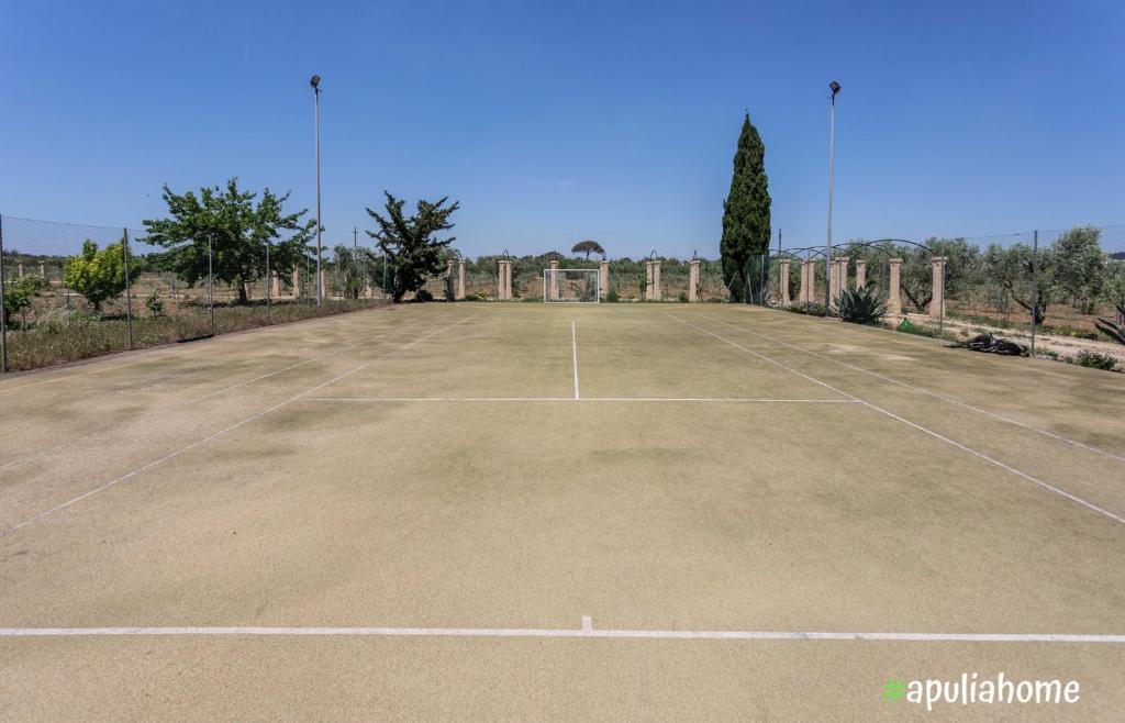 Tenis lub squash w obiekcie Villa Pompea al piano terra - Apulia Home lub w pobliżu