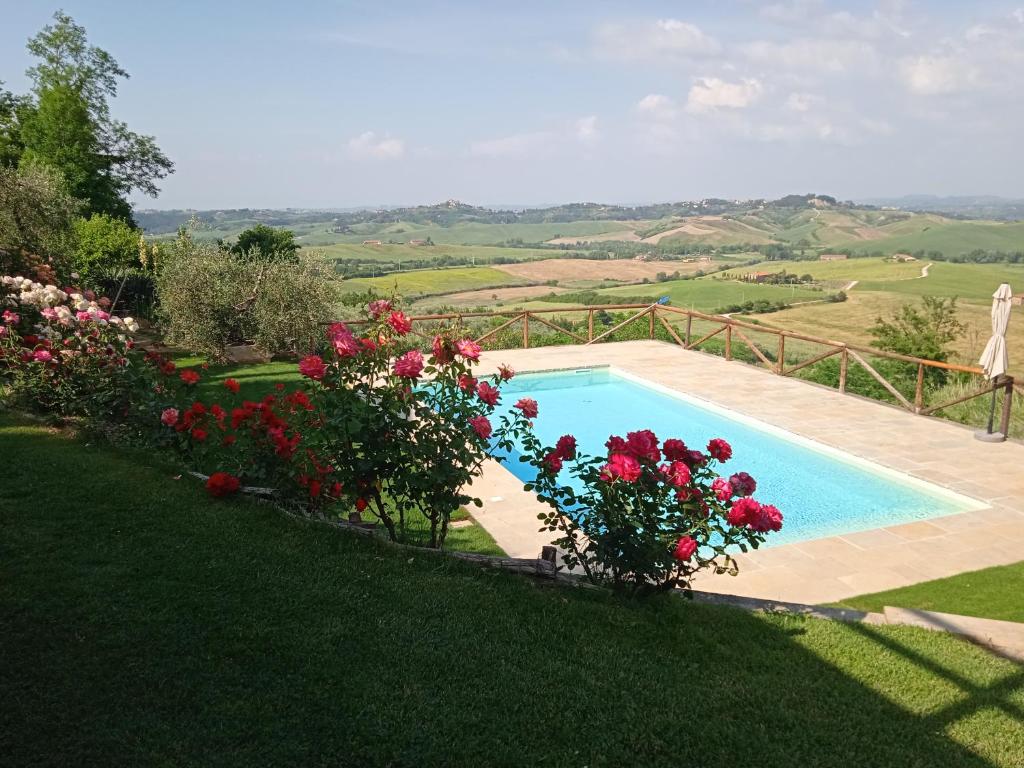 Basen w obiekcie LA CASA DI CHIANNI La Pieve lub w pobliżu