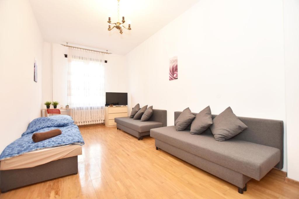 City Central Apartments Wrocław - Three-Bedroom Apartment - 6/7 Solny Square