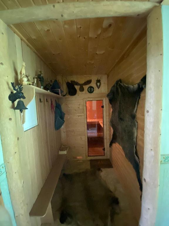 Fotografie z fotogalerie ubytování Jagdhaus auf dem Forsthof mit Sauna v destinaci Eckartsberga