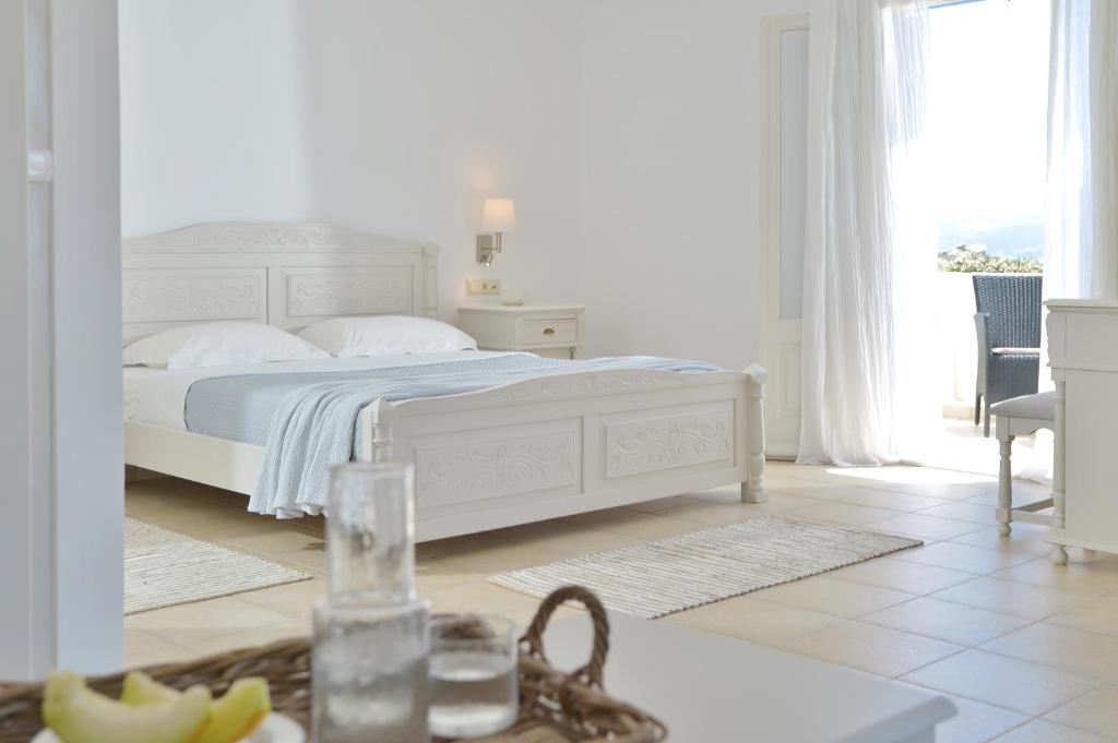 Postel nebo postele na pokoji v ubytování Hotel Mediterranean