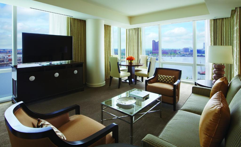 Four Seasons Baltimore photo