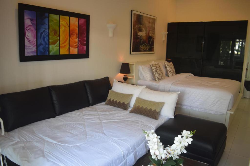View Talay Residence 6 Wongamat Sand Beach - Deluxe Appartement Met Uitzicht Op De Tuin - 207