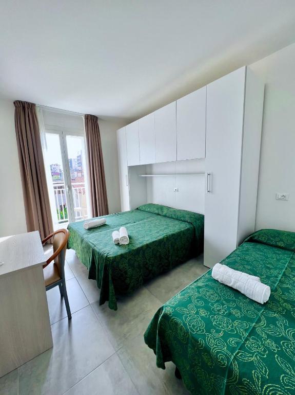 Hotel Terramare - Triple Room With Beach Access