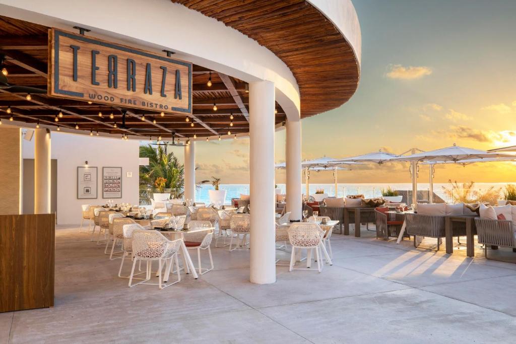 Restaurace v ubytování Le Blanc Spa Resort Cancun - Adults Only - All-Inclusive
