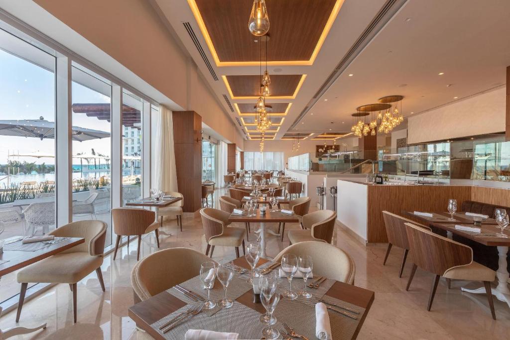 Restaurace v ubytování Le Blanc Spa Resort Cancun - Adults Only - All-Inclusive