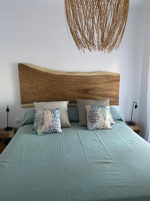 A bed or beds in a room at Sol y mar