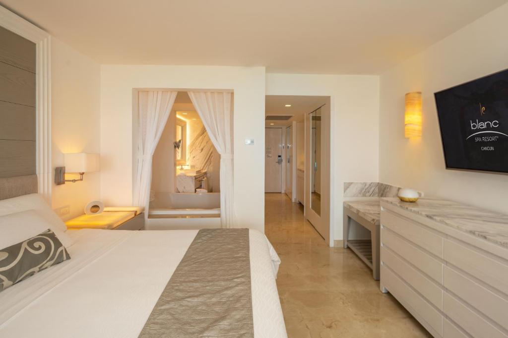 Le Blanc Spa Resort Cancun - Adults Only - All-Inclusive photo