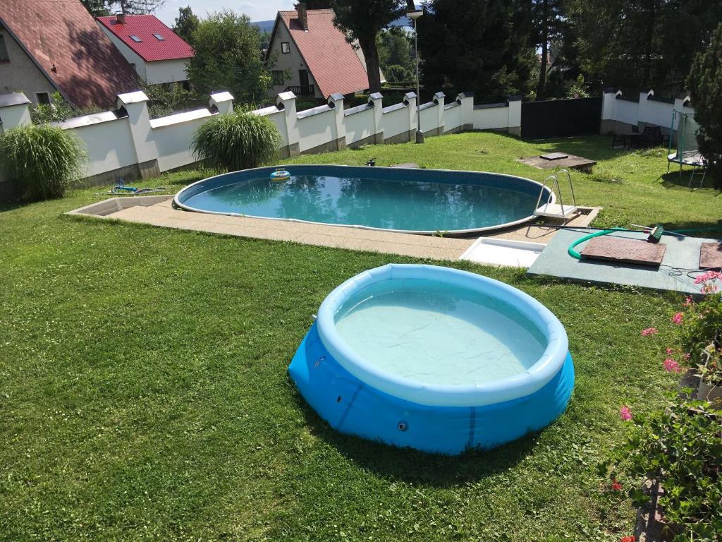 Bazén v ubytování EA Hotel Lipno nebo v jeho okolí
