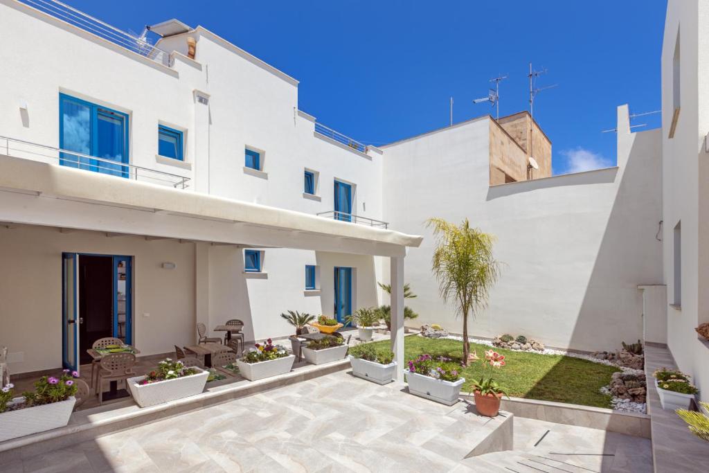 Afbeelding uit fotogalerij van Sirius Luxury Rooms in San Vito lo Capo