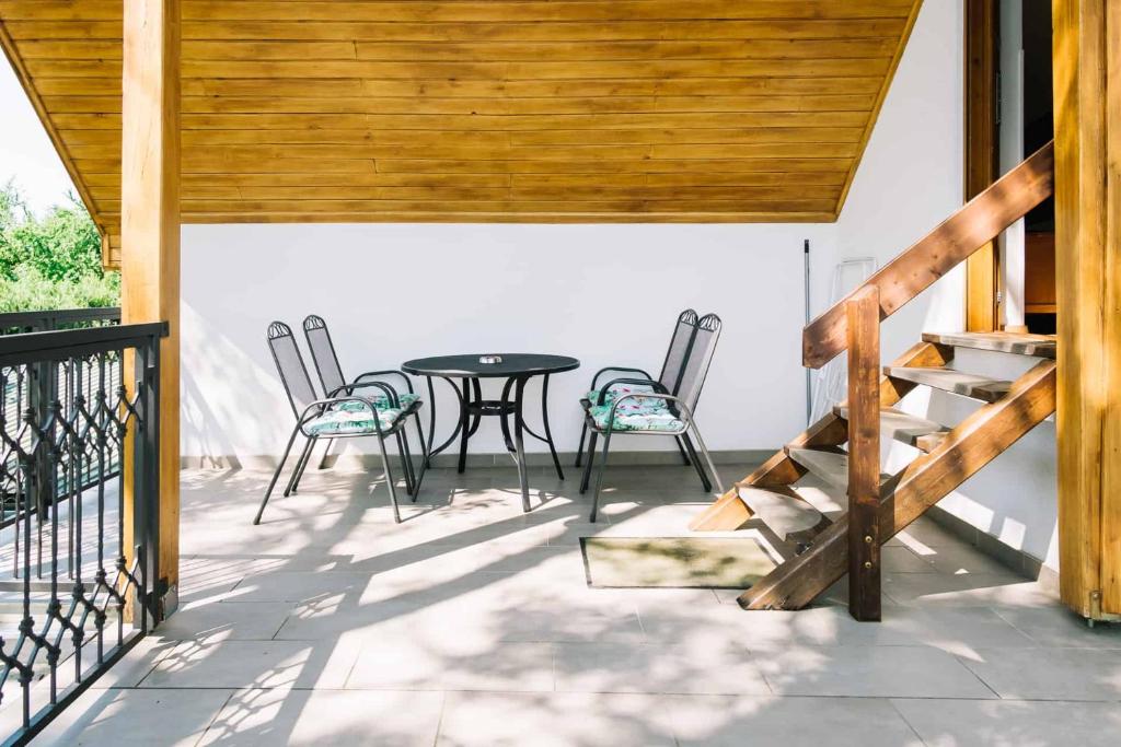 Balkon lub taras w obiekcie Diófa Apartman
