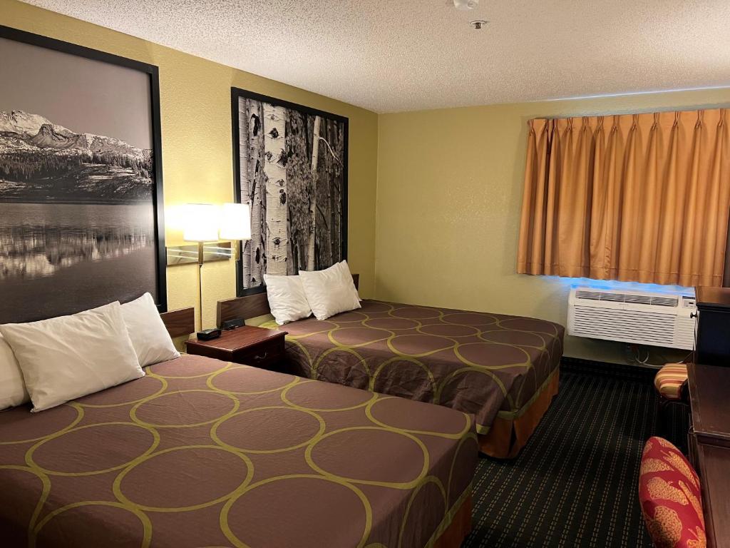 Super 8 by Wyndham Trinidad - Habitación Con 2 Camas Grandes - No Fumadores