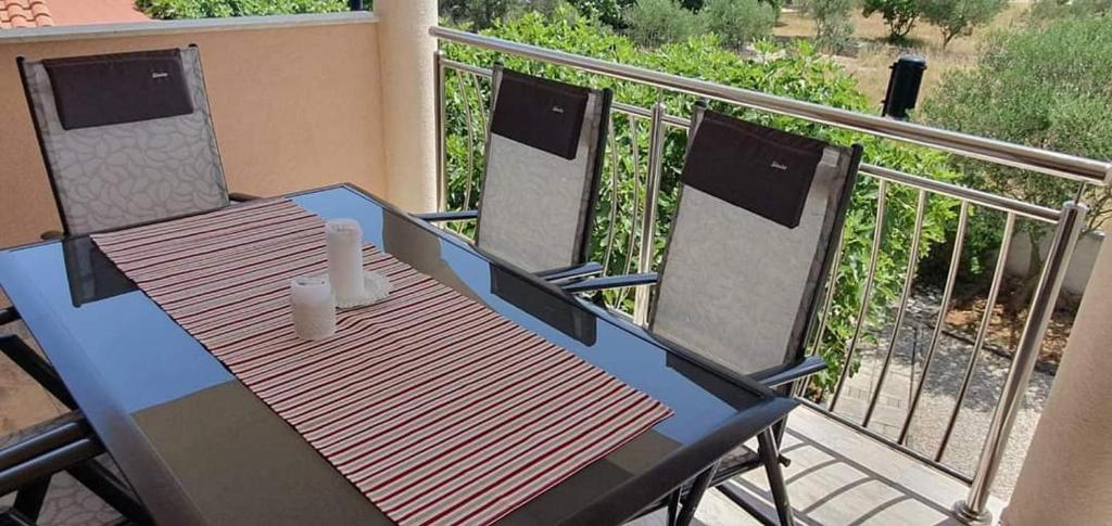 Balkón alebo terasa v ubytovaní Apartment Pajo II