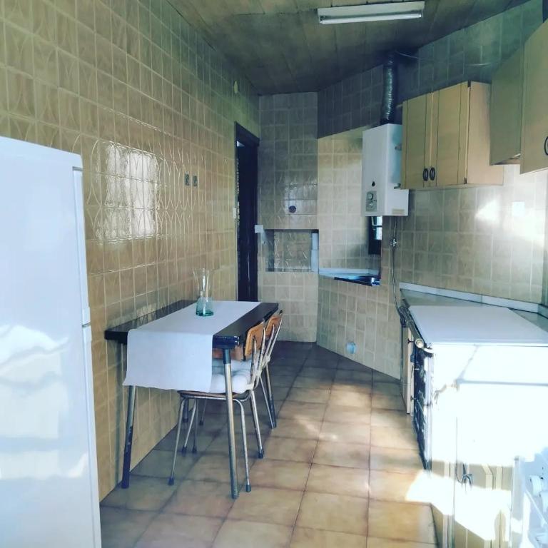 Kuchyňa alebo kuchynka v ubytovaní Casa Fidel.