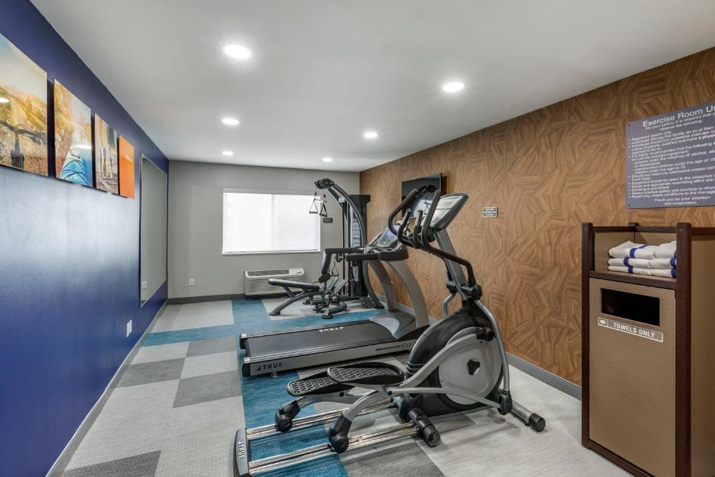 Comfort Inn Mount Pleasant - Racine photo