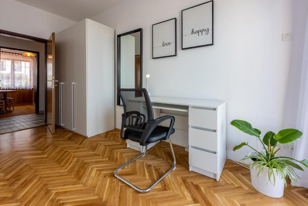 Apartment Arya - Appartement De Deux Chambres