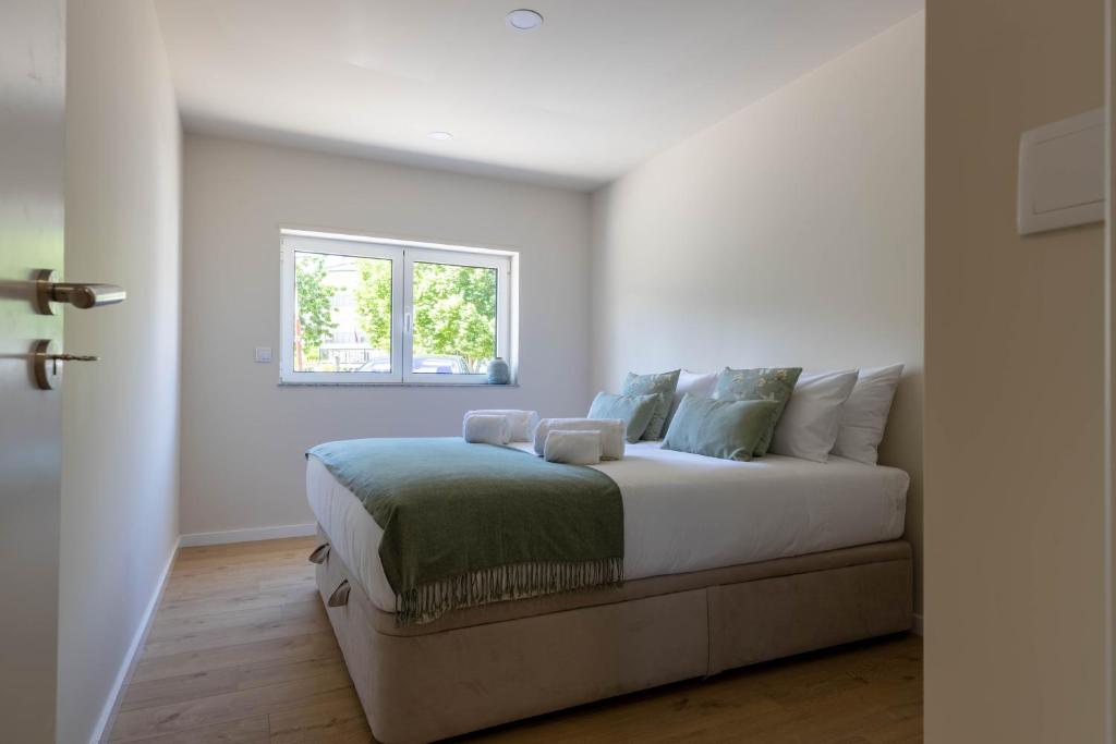Green Apartment Pedras Salgadas - Three-Bedroom Apartment