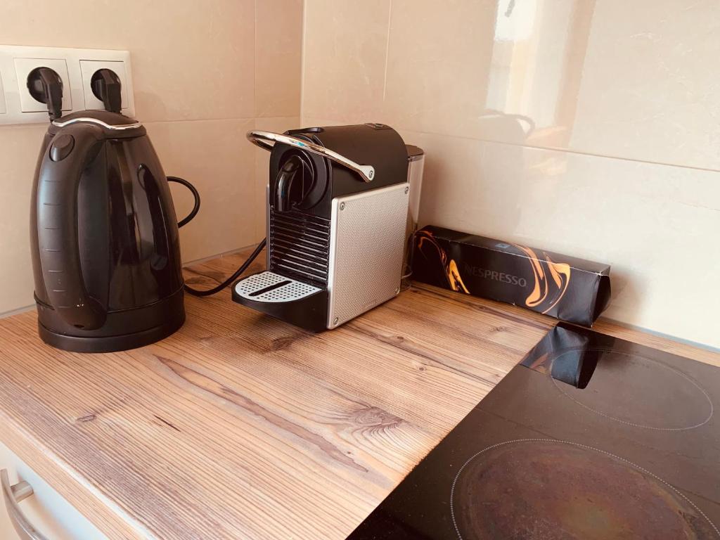 modern & cozy 2 Zimmer Wohnung, Balkon, Parkplatz