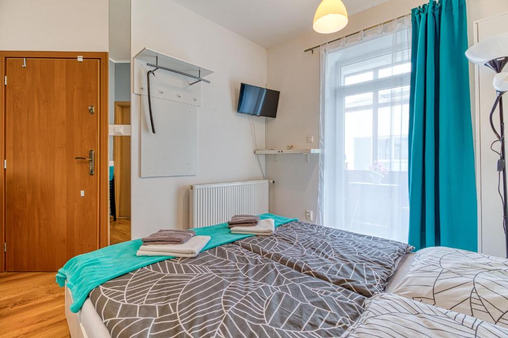 JonasHouse studios - Great Location near Bratislava City Center - Apartment With Garden View
