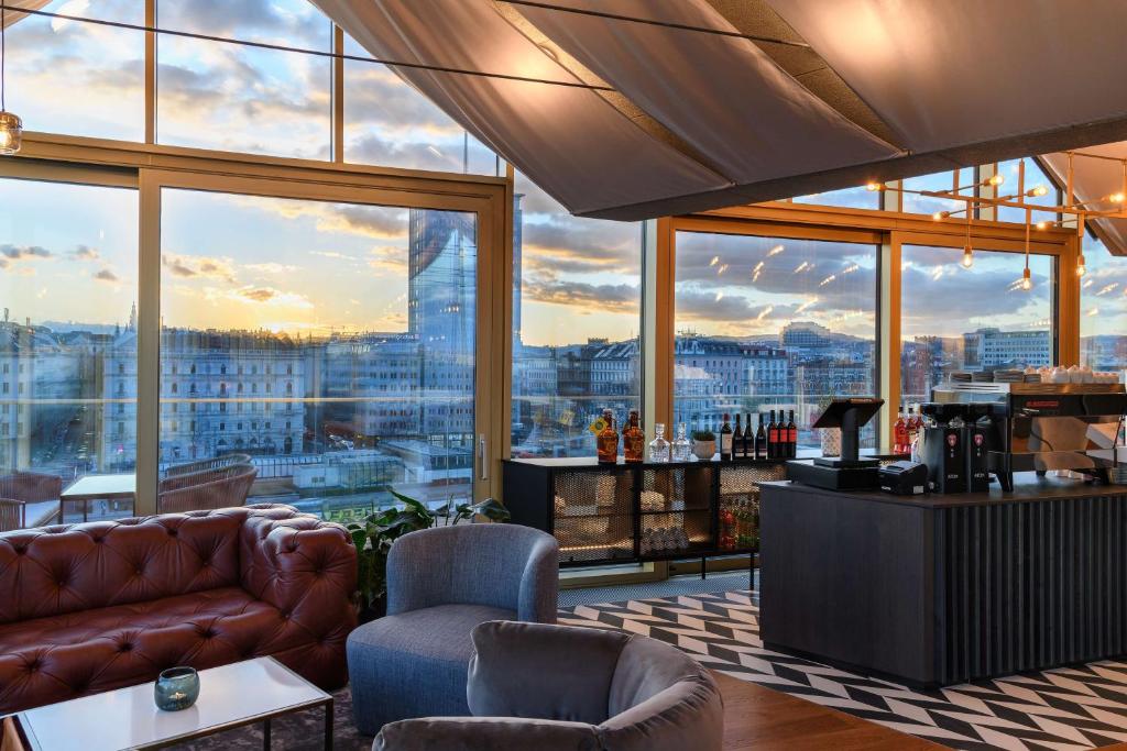 Radisson RED Hotel, Vienna - Resim 45