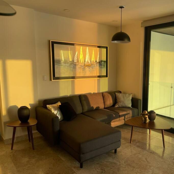 Paseo Lomas, muy céntrico y equipado a 5 min playa - Twee Slaapkamers Appartement